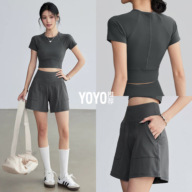 Running Gear Quick Dry - Setelan Lari Wanita Lengan Pendek Atasan